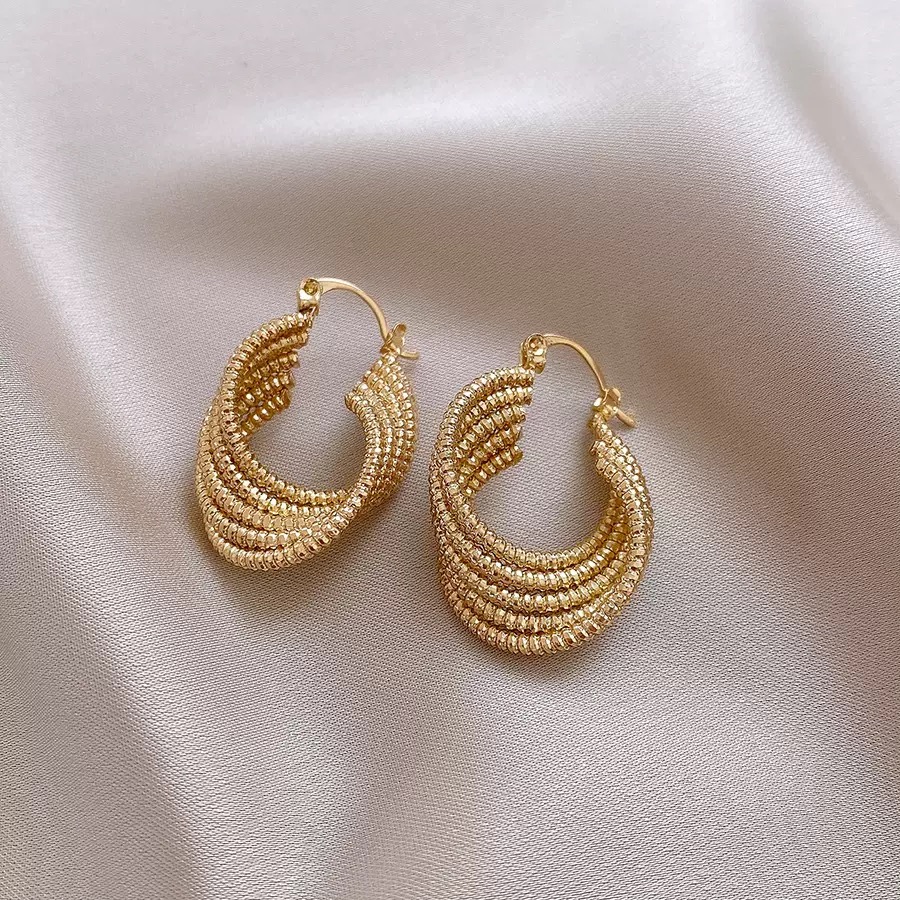 ต่างหูห่วงลายเกลียววินเทจ (Vintage Twisted Hoop Earrings)