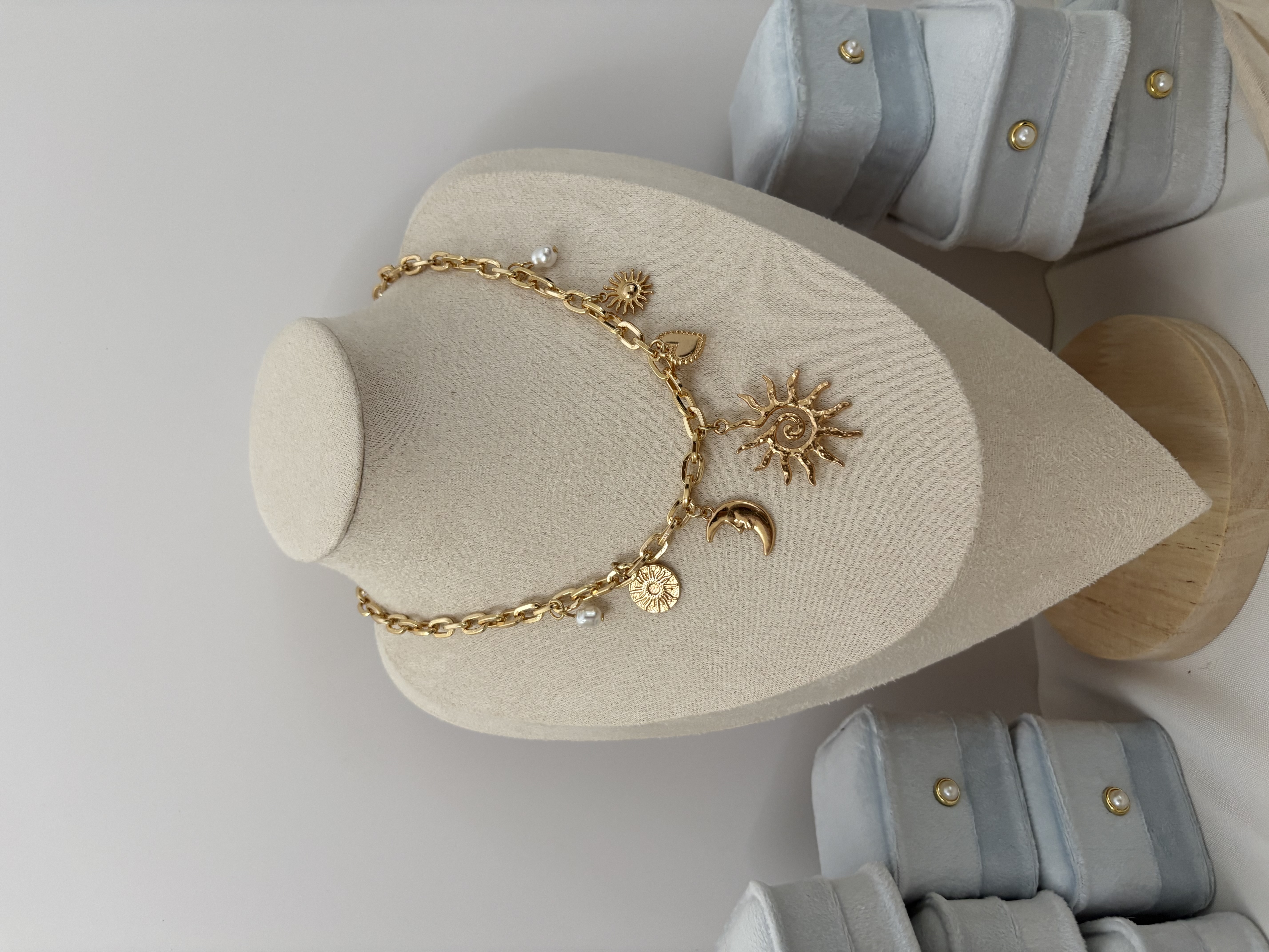 Golden Sun & Moon Charm Necklace | สร้อยคอชาร์มพระอาทิตย์และพระจันทร์สีทอง